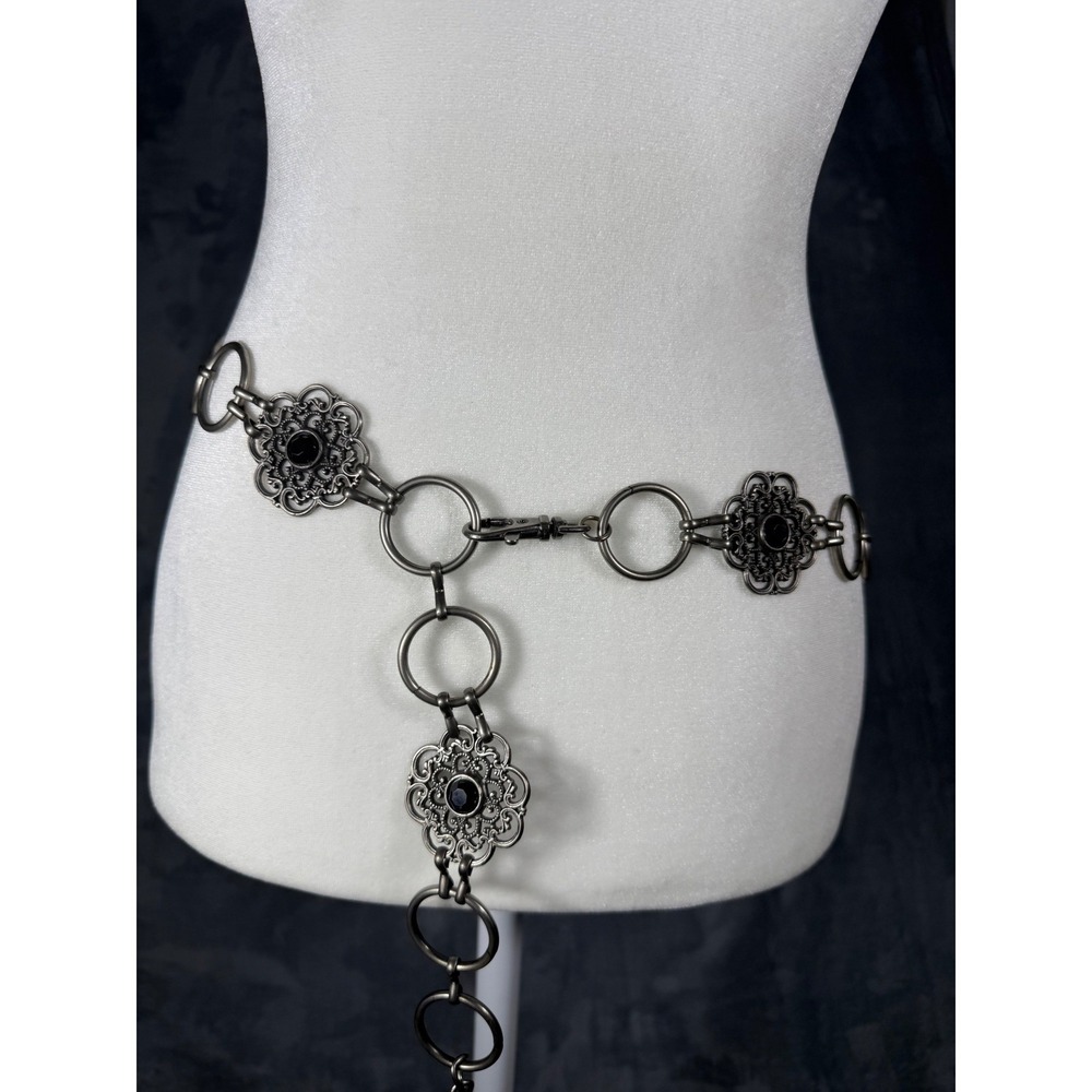 Vintage Silver Filigree Chain Belt Black Gemstone Medallion Boho Goth 48 Inch - Picture 4 of 9